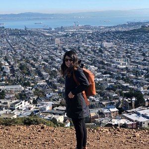 Meet your Posher, Holly